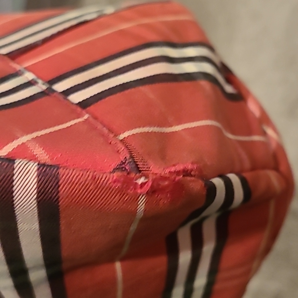 Burberry Red check tote bag - Picture 9 of 14